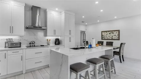 15817 SW 138th Terrace Miami FL 33196