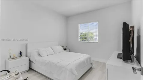 15817 SW 138th Terrace Miami FL 33196