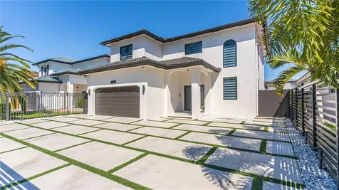 15817 SW 138th Terrace Miami FL 33196