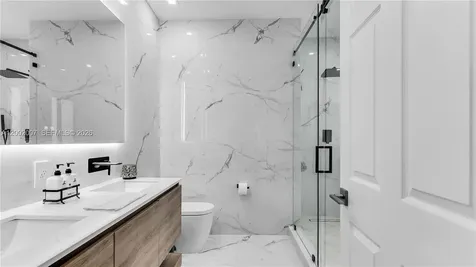 15817 SW 138th Terrace Miami FL 33196