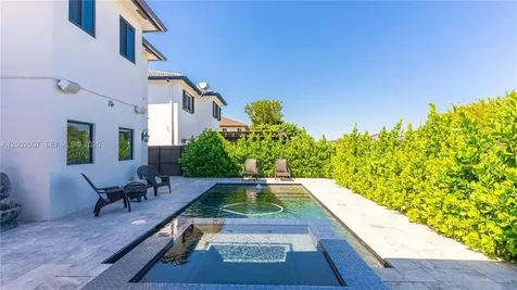 15817 SW 138th Terrace Miami FL 33196