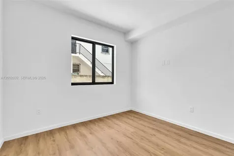 753 NW 30th Street Miami FL 33127