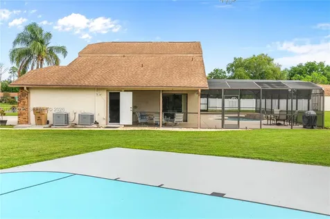 1805 Harbor Boulevard Kissimmee FL 34744