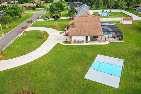 1805 Harbor Boulevard Kissimmee FL 34744