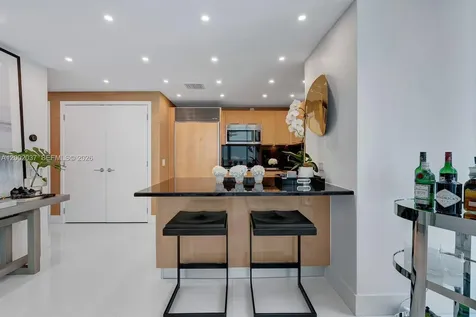 6899 Collins Avenue Miami Beach FL 33141