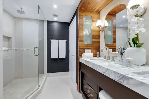 6899 Collins Avenue Miami Beach FL 33141