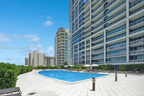 6899 Collins Avenue Miami Beach FL 33141