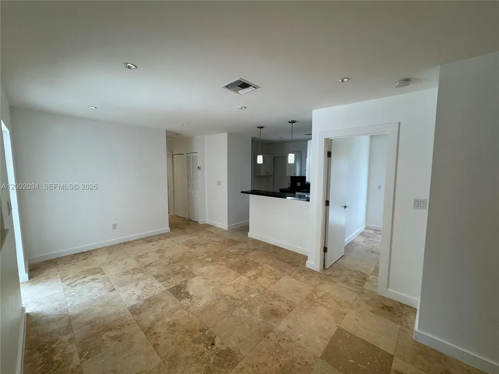 2724 NE 15th Street Fort Lauderdale FL 33304