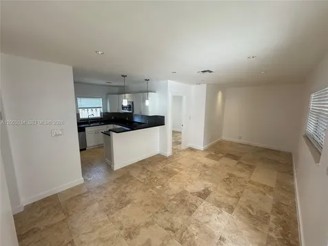 2724 NE 15th Street Fort Lauderdale FL 33304