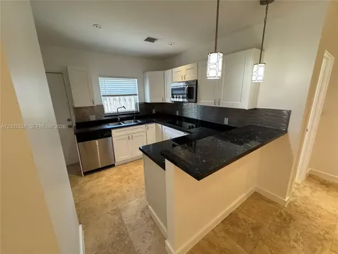 2724 NE 15th Street Fort Lauderdale FL 33304
