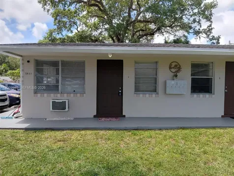 1433 SW 24th Court Fort Lauderdale FL 33315