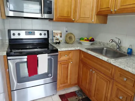 1433 SW 24th Court Fort Lauderdale FL 33315