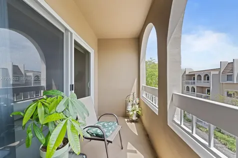 7845 Camino Real Miami FL 33143