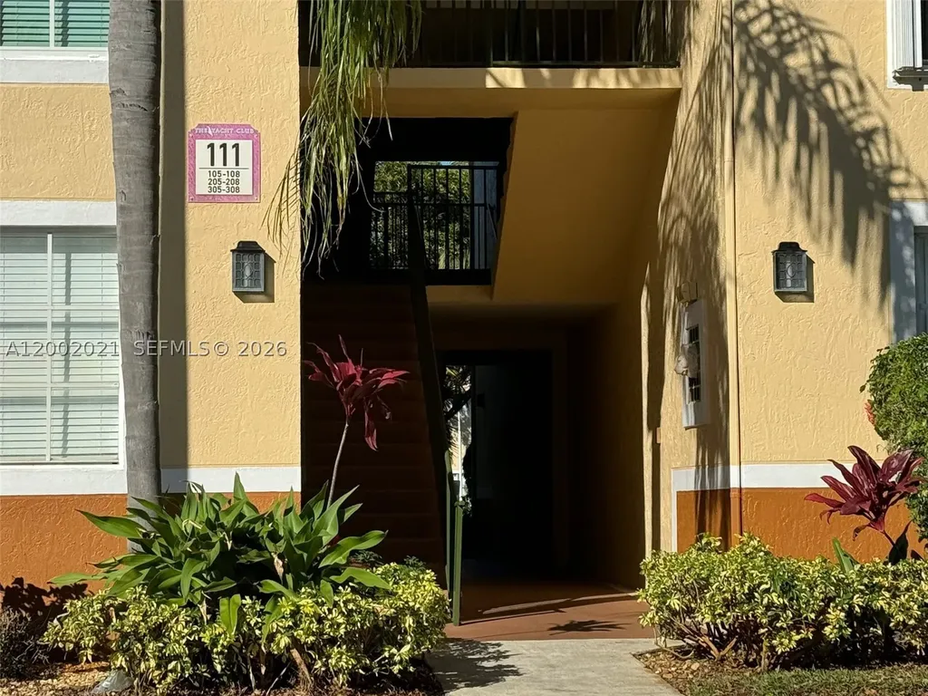 111 Yacht Club Way Hypoluxo FL 33462