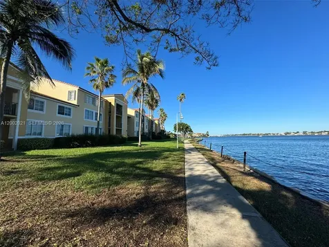 111 Yacht Club Way Hypoluxo FL 33462