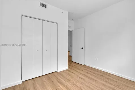 753 NW 30th Street Miami FL 33127