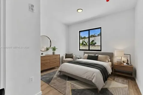 753 NW 30th Street Miami FL 33127