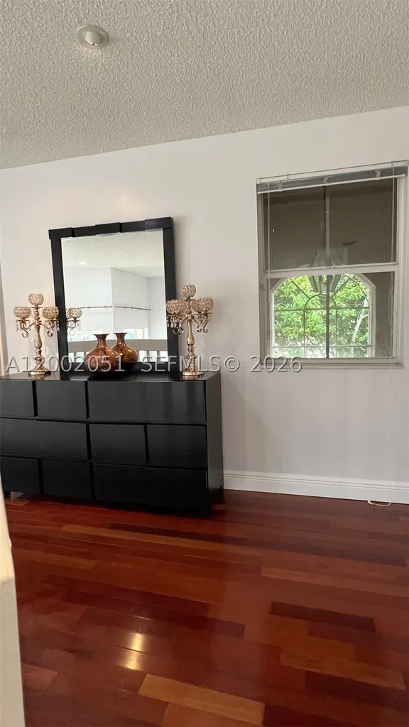 1590 Seagrape Way Hollywood FL 33019