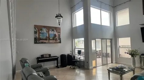 1590 Seagrape Way Hollywood FL 33019