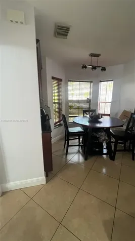 1590 Seagrape Way Hollywood FL 33019