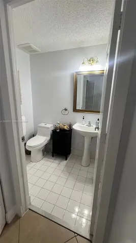 1590 Seagrape Way Hollywood FL 33019