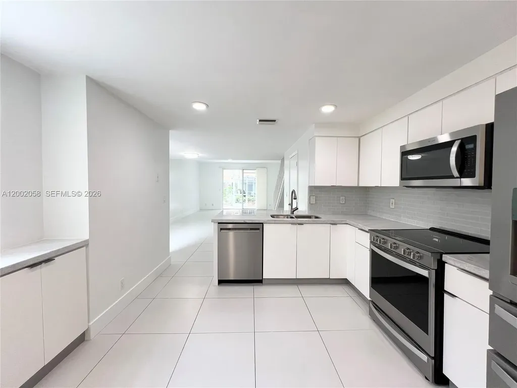 1524 Coronado Road Weston FL 33327