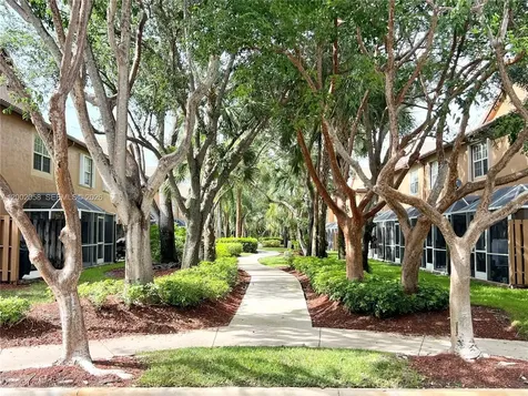 1524 Coronado Road Weston FL 33327