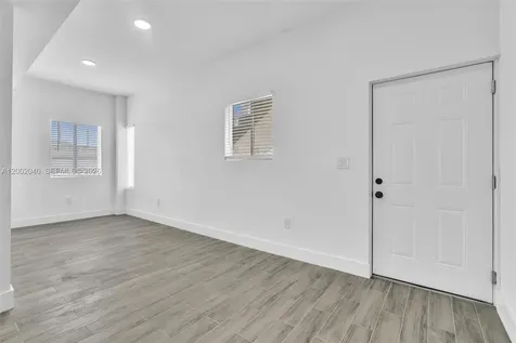 584 NW 35th Street Miami FL 33127