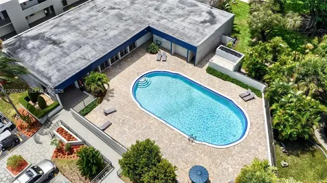 130 NW 87th Avenue Miami FL 33172
