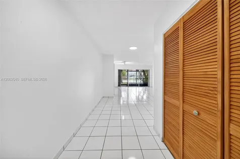130 NW 87th Avenue Miami FL 33172