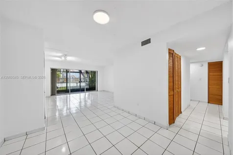 130 NW 87th Avenue Miami FL 33172