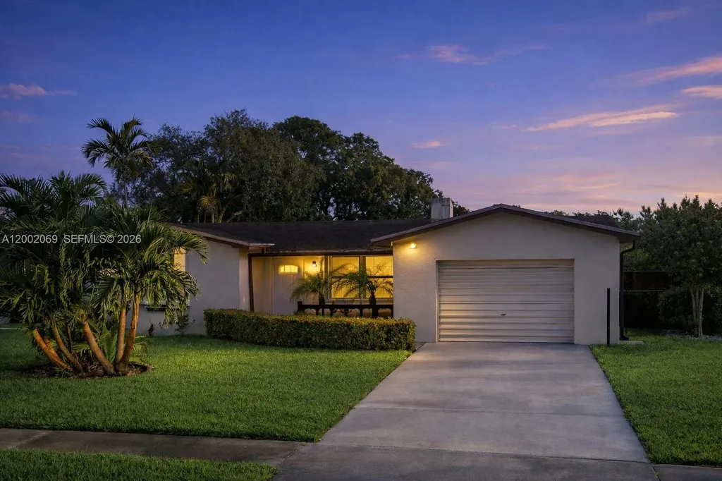 4323 Harrison Street Hollywood FL 33021