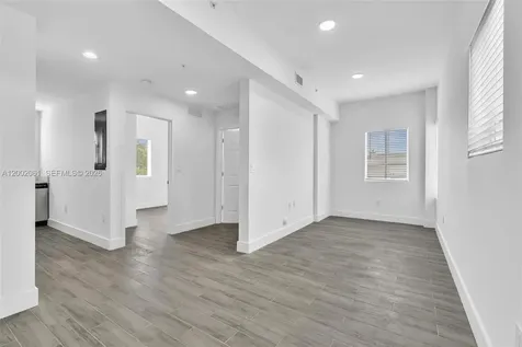 584 NW 35th Street Miami FL 33127
