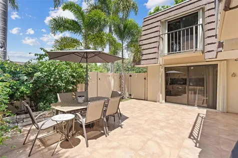 7124 71st Way West Palm Beach FL 33407