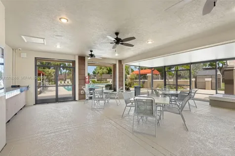 7124 71st Way West Palm Beach FL 33407