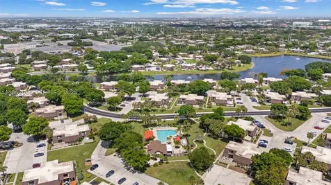7124 71st Way West Palm Beach FL 33407