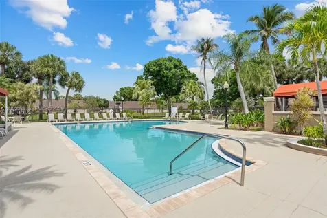 7124 71st Way West Palm Beach FL 33407