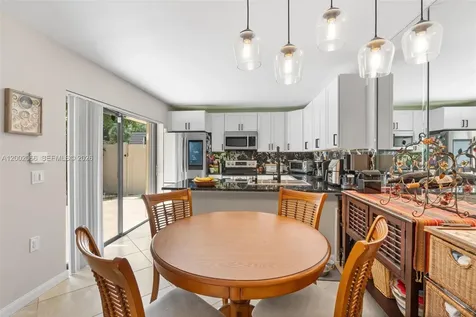 7124 71st Way West Palm Beach FL 33407