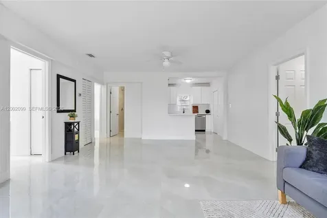 1810 NW 47th Street Miami FL 33142