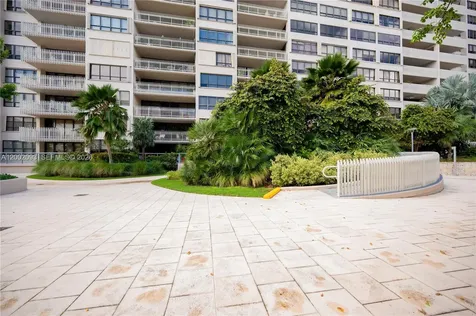 3 Grove Isle Drive Miami FL 33133