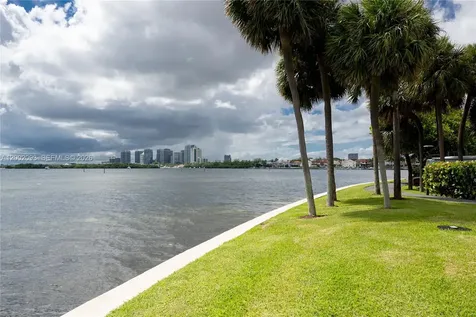 3 Grove Isle Drive Miami FL 33133
