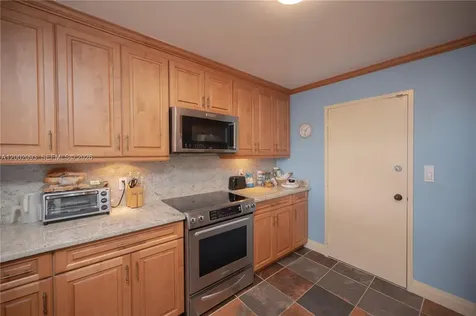 3 Grove Isle Drive Miami FL 33133