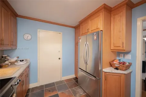 3 Grove Isle Drive Miami FL 33133