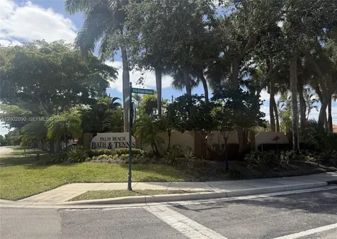 5291 Grande Palm Circle Delray Beach FL 33484