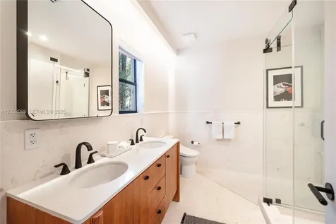 1735 Michigan Avenue Miami Beach FL 33139