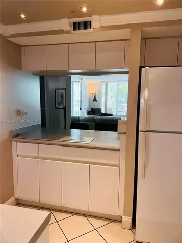 18000 N Bay Road Sunny Isles Beach FL 33160