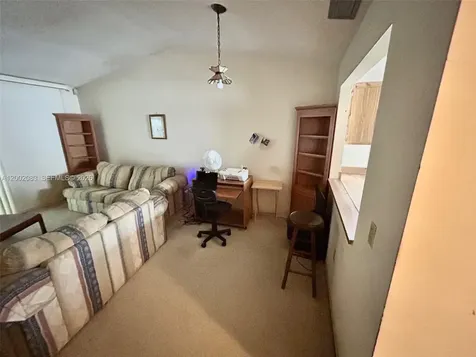 1540 NW 98th Terrace Pembroke Pines FL 33024