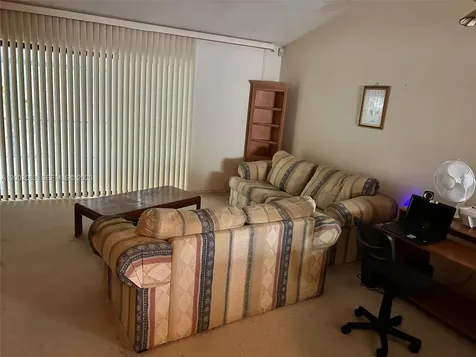 1540 NW 98th Terrace Pembroke Pines FL 33024