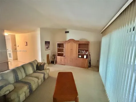 1540 NW 98th Terrace Pembroke Pines FL 33024