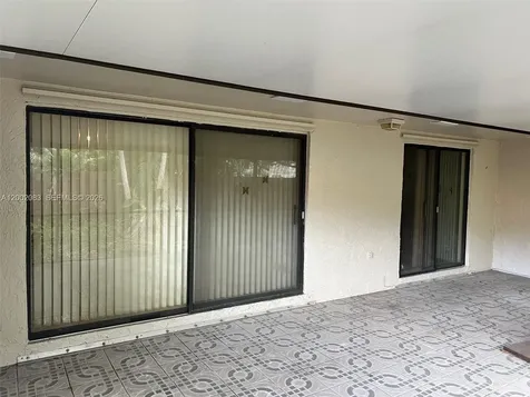 1540 NW 98th Terrace Pembroke Pines FL 33024